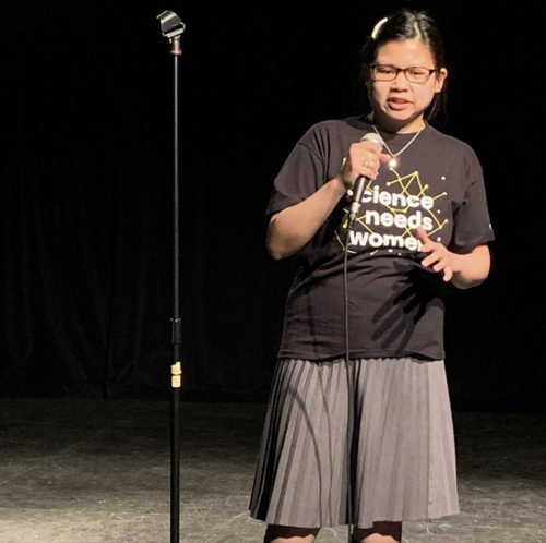 Theresa Flores photo